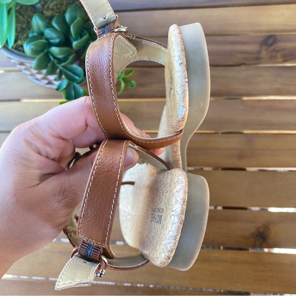 MICHAEL KORS GIRL THONG SANDALS - Picture 5 of 11